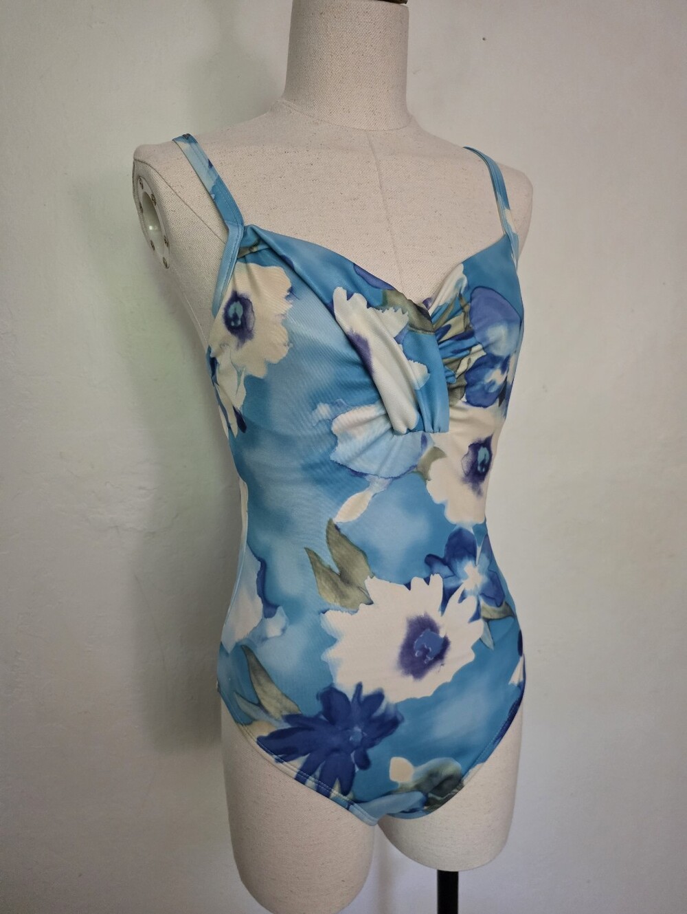 Vintage Beach Cabana 1980s 1990s Blue White Floral One-Piece